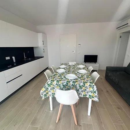 Katy Beachside 2025 - Agenzia Cocal Apartment Caorle